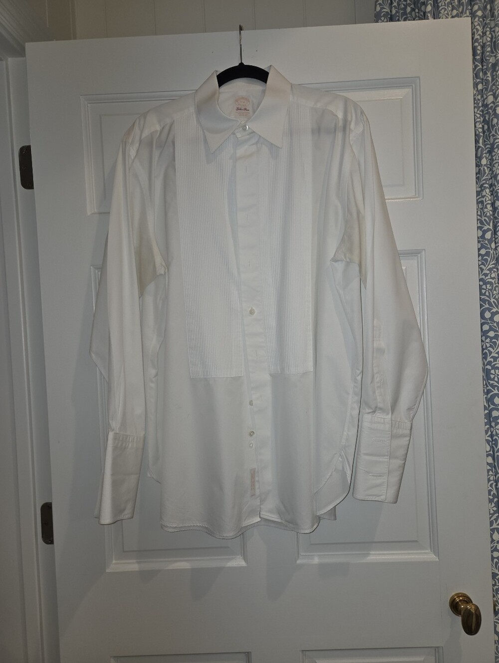 Brooks Brothers Men's White Pleated Front Dress Shirt